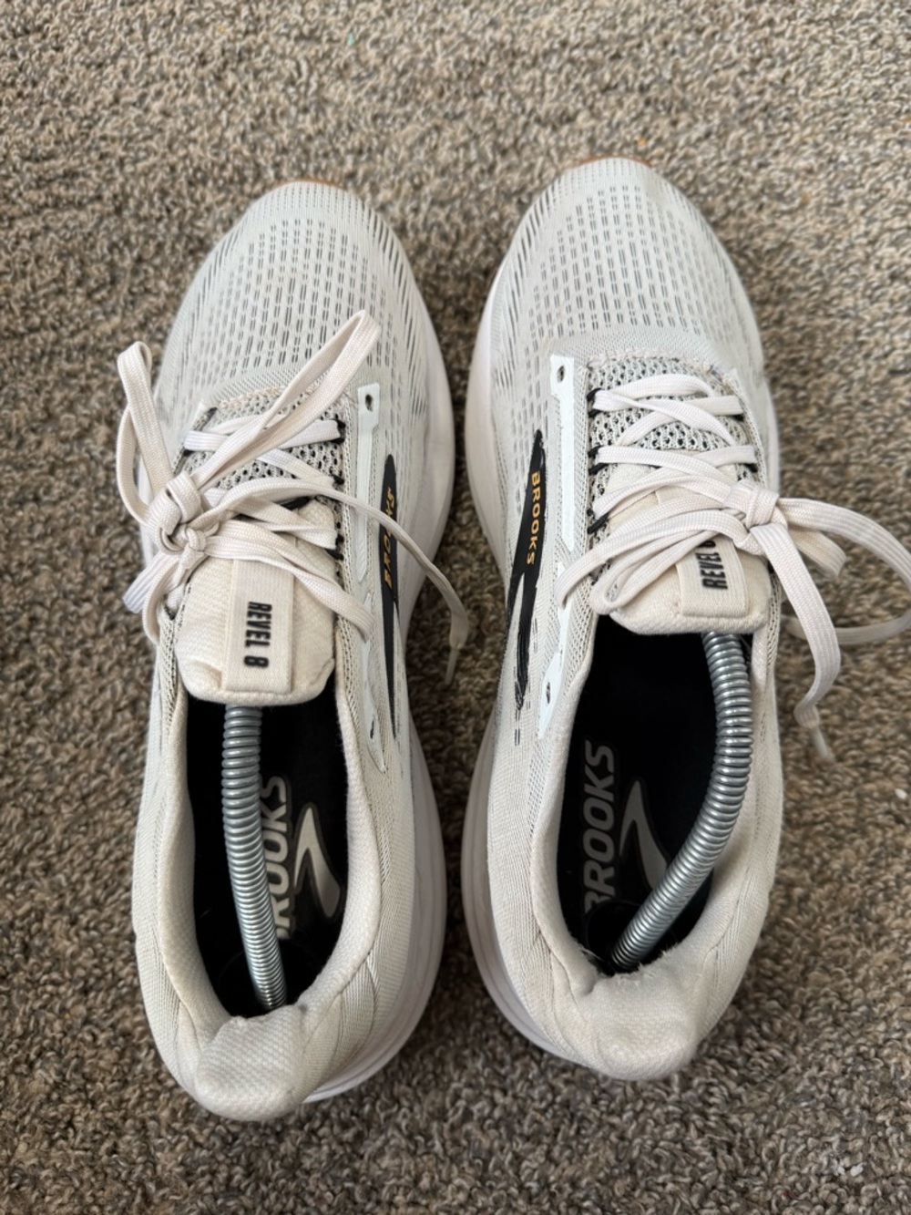 Brooks revel 8 White Running Shoe with Gum Outsole - Picture 6 of 8